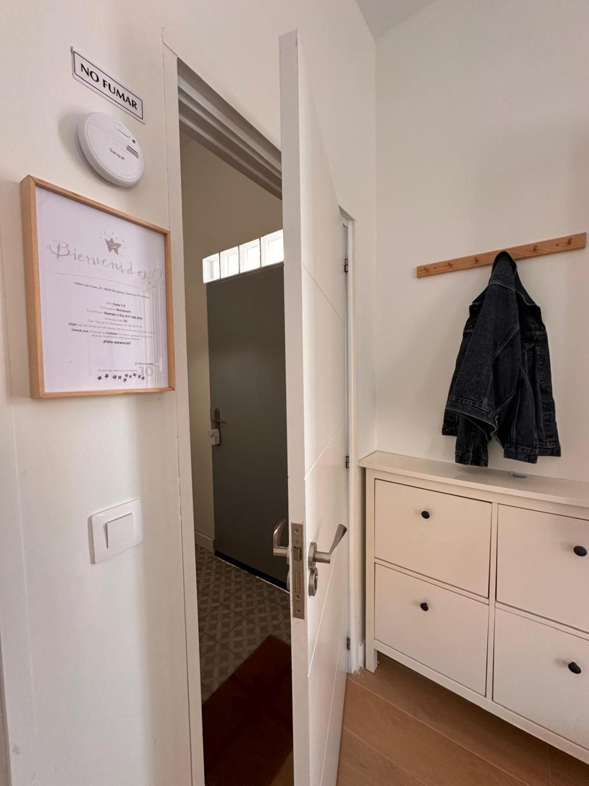 Apartaestudio Muy Proximo Valencia Бурясот Екстериор снимка