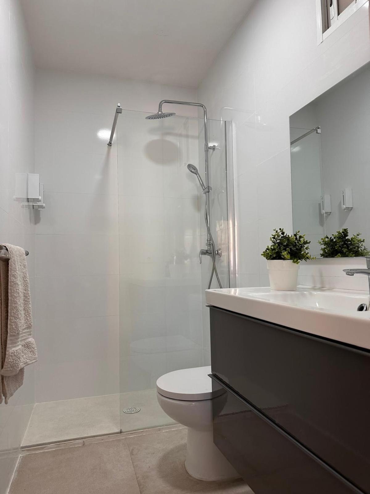 Apartaestudio Muy Proximo Valencia Бурясот Екстериор снимка