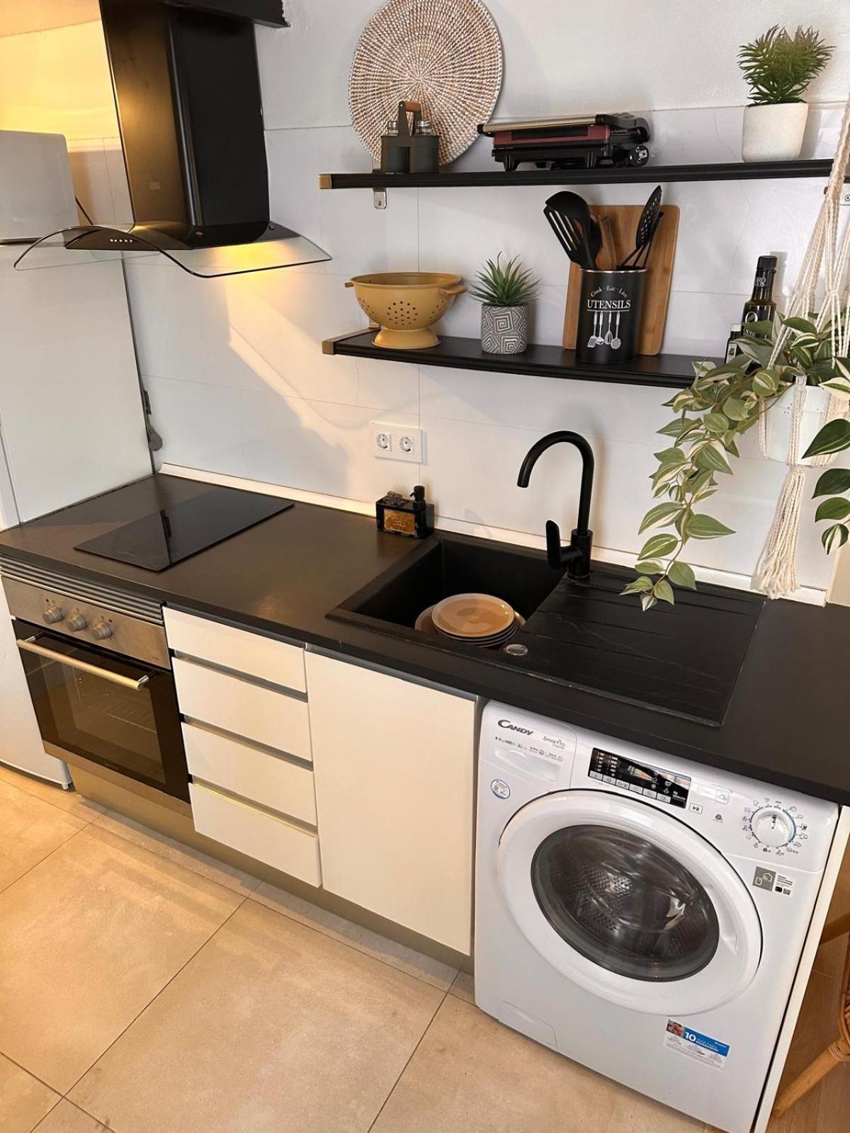 Apartaestudio Muy Proximo Valencia Бурясот Екстериор снимка